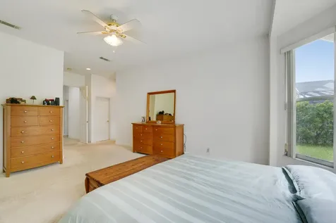 573 SW Saint Kitts Cove Port St Lucie FL 34986