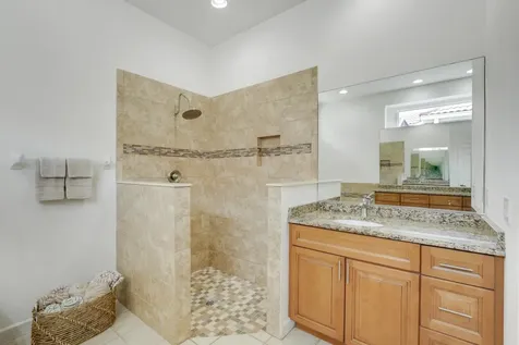 573 SW Saint Kitts Cove Port St Lucie FL 34986