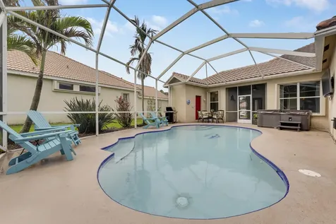 573 SW Saint Kitts Cove Port St Lucie FL 34986