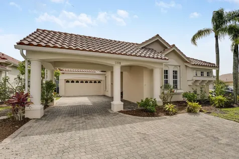 573 SW Saint Kitts Cove Port St Lucie FL 34986