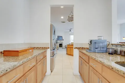 573 SW Saint Kitts Cove Port St Lucie FL 34986
