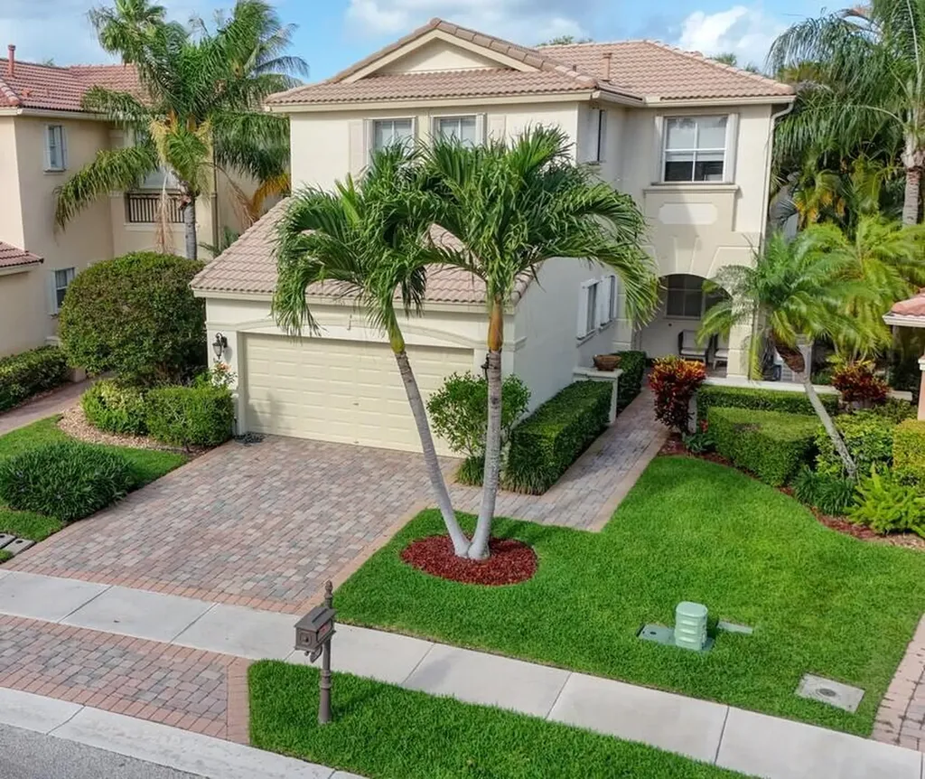 251 Isle Verde Way Palm Beach Gardens FL 33418