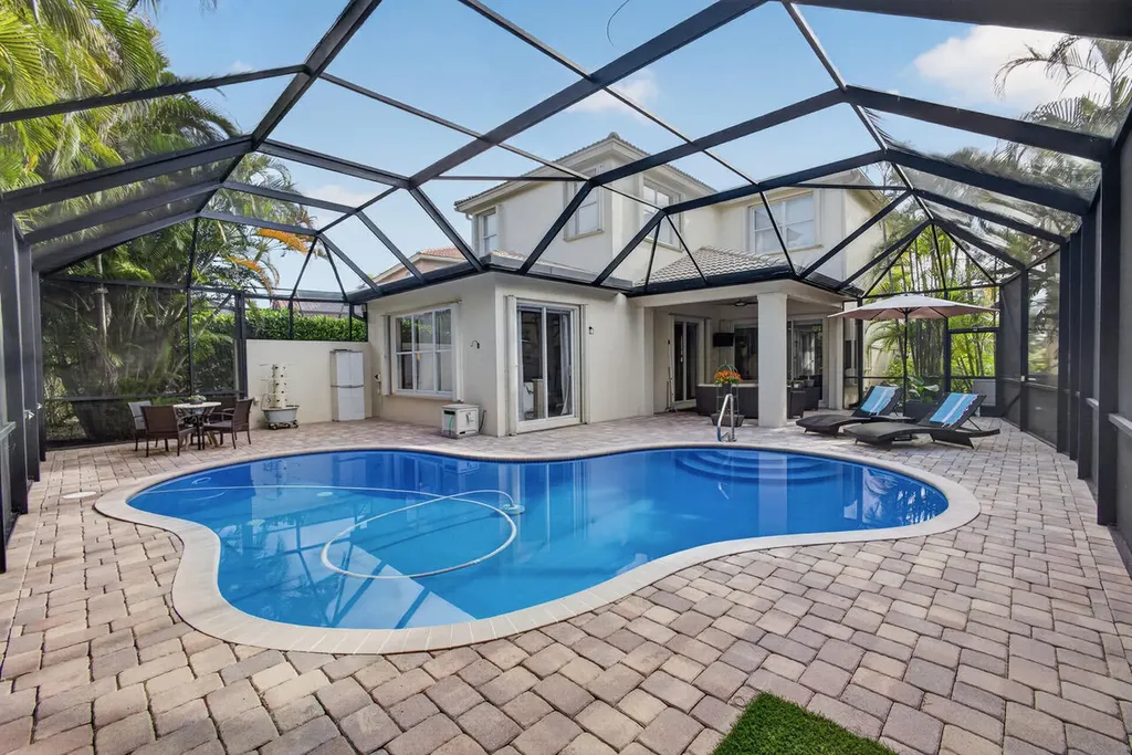251 Isle Verde Way Palm Beach Gardens FL 33418