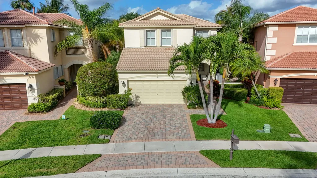 251 Isle Verde Way Palm Beach Gardens FL 33418