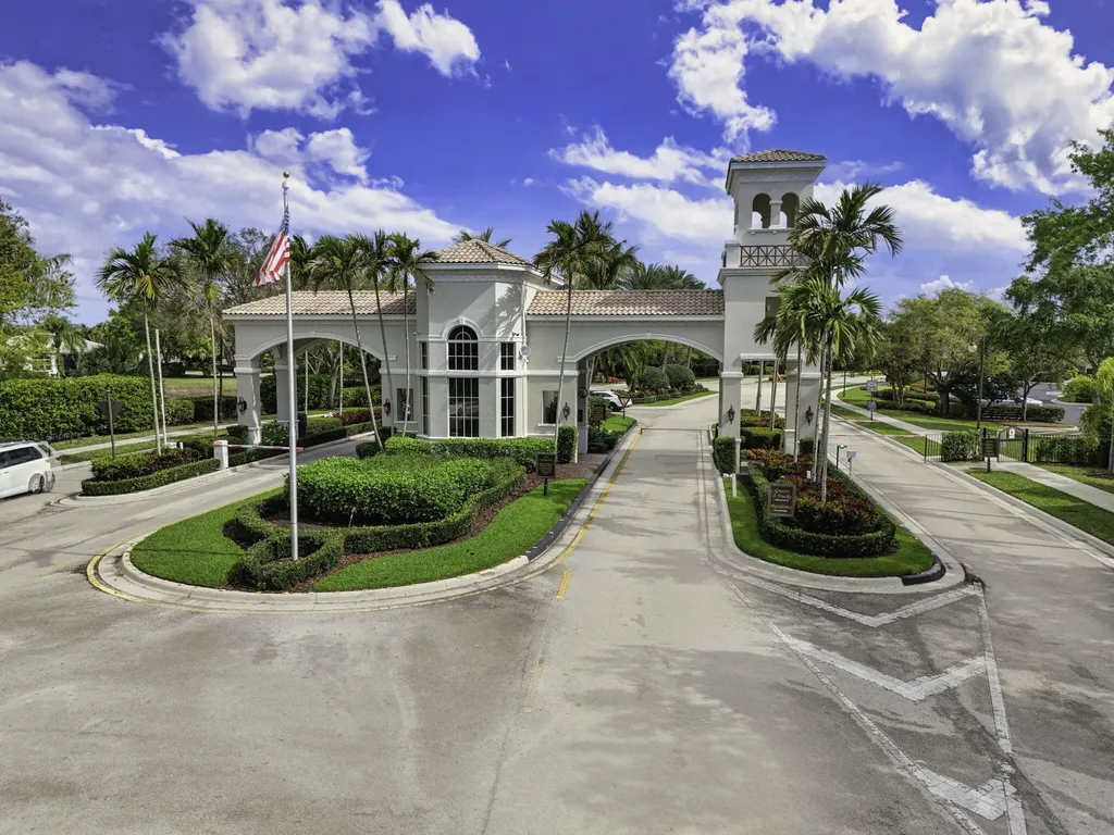 251 Isle Verde Way Palm Beach Gardens FL 33418