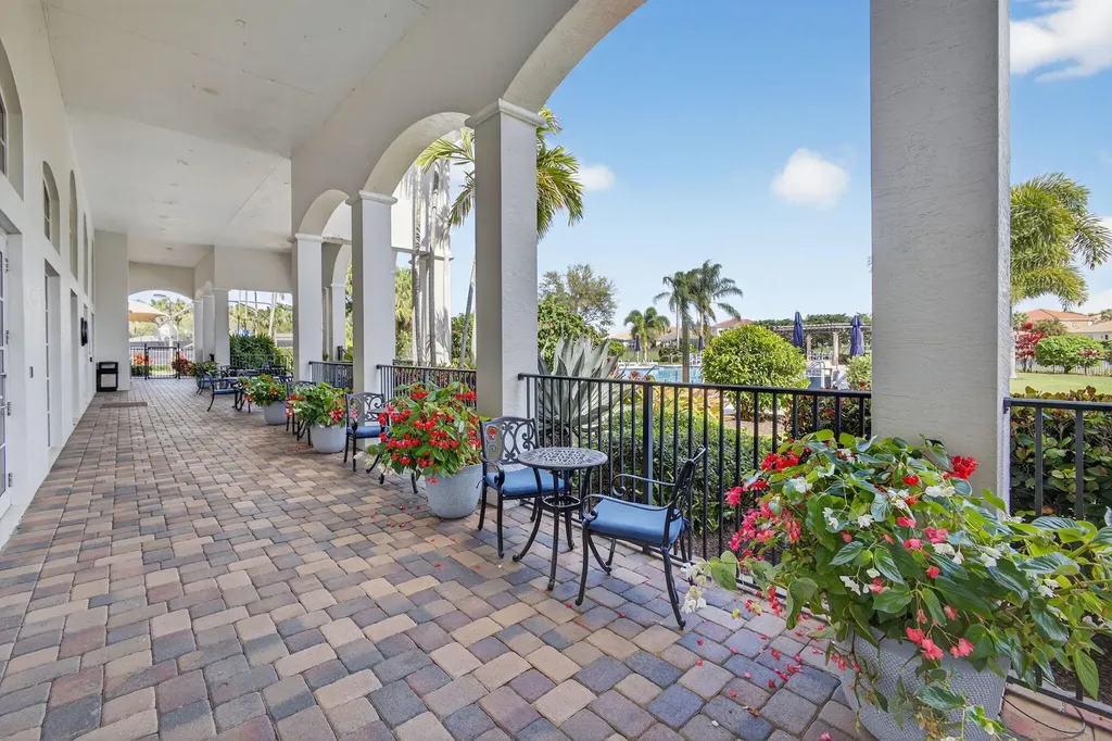 251 Isle Verde Way Palm Beach Gardens FL 33418