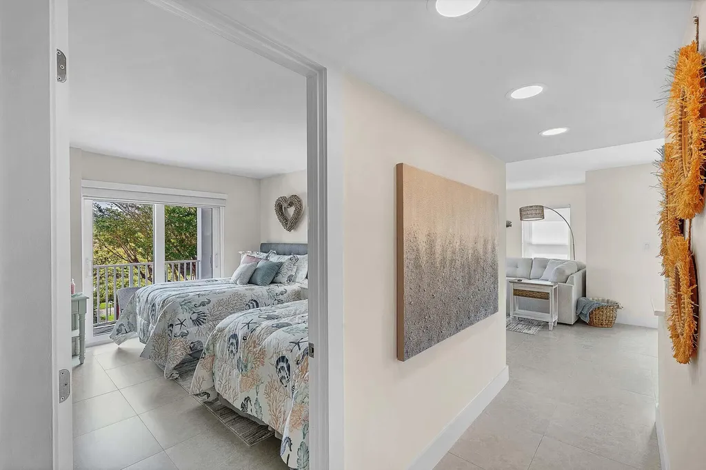 1111 S Ocean Boulevard Boca Raton FL 33432