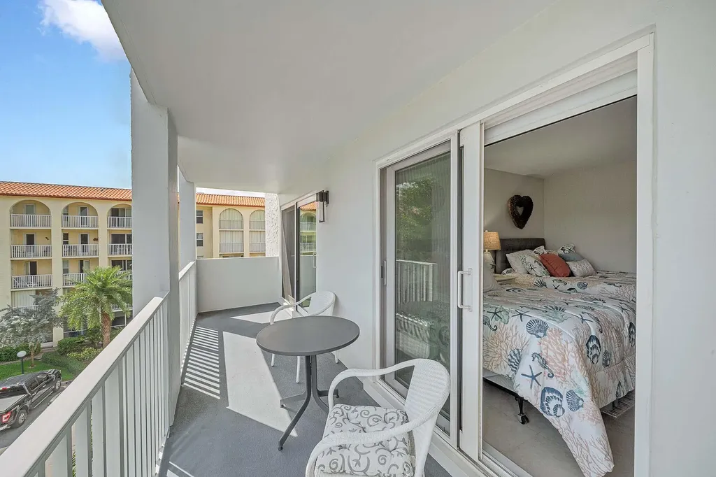 1111 S Ocean Boulevard Boca Raton FL 33432