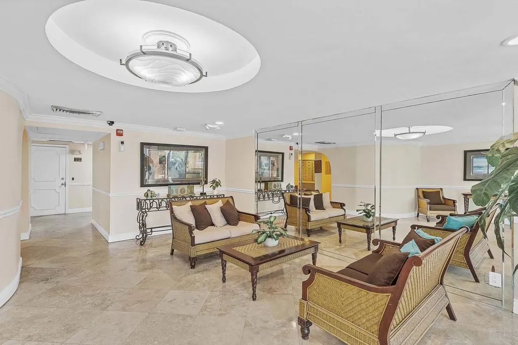 1111 S Ocean Boulevard Boca Raton FL 33432