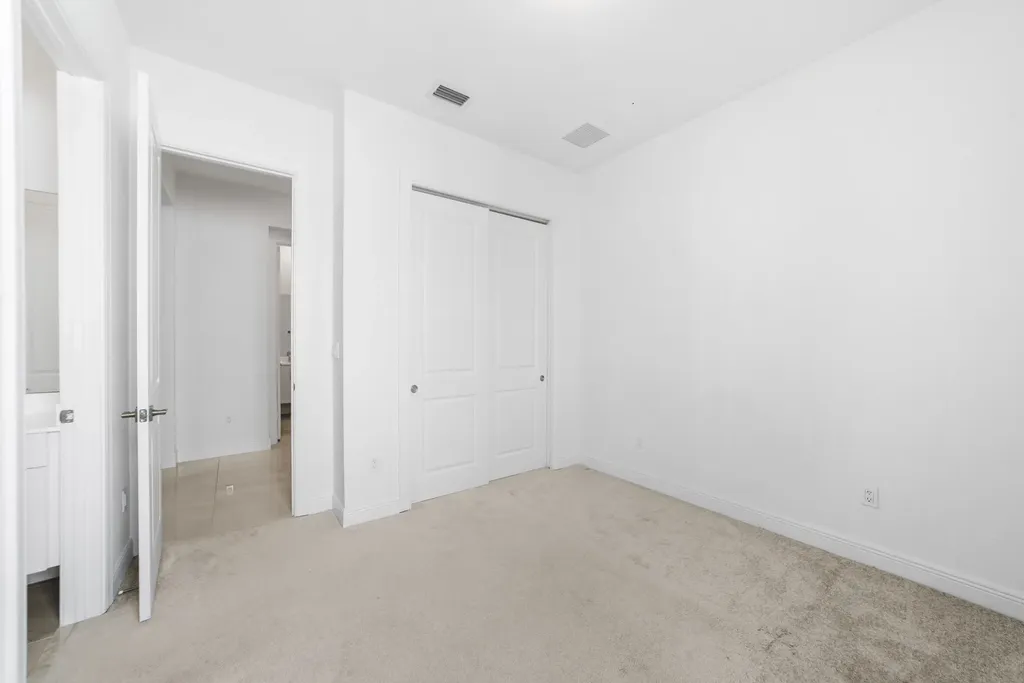 12260 N Baypoint Circle Parkland FL 33076
