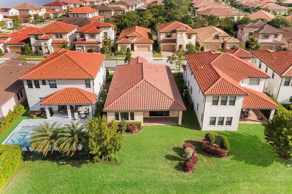 12260 N Baypoint Circle Parkland FL 33076