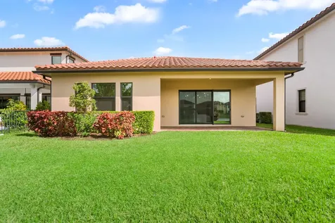 12260 N Baypoint Circle Parkland FL 33076