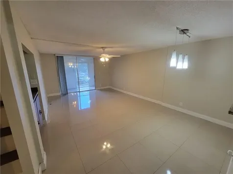 404 NW 68th Avenue Plantation FL 33317