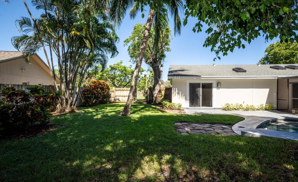 4126 Birchwood Drive Boca Raton FL 33487