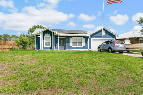 661 NW Kildare Street Port St Lucie FL 34983