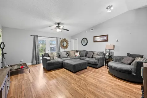 661 NW Kildare Street Port St Lucie FL 34983