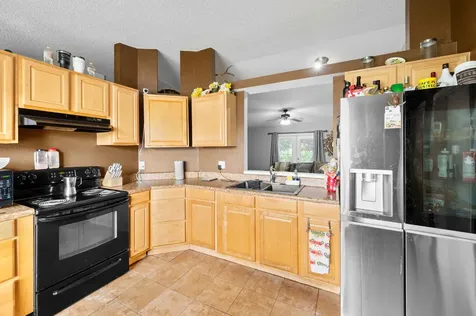 661 NW Kildare Street Port St Lucie FL 34983