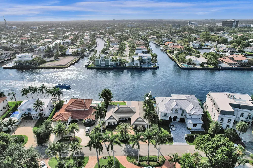 7 Saranac Road Sea Ranch Lakes FL 33308