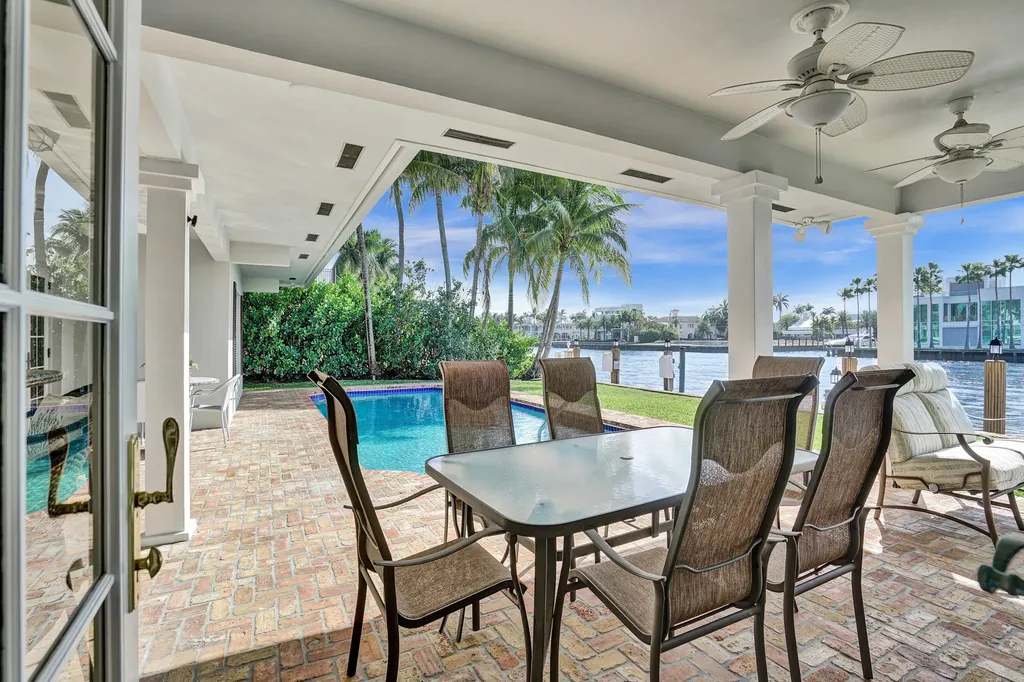 7 Saranac Road Sea Ranch Lakes FL 33308