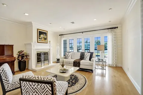 7 Saranac Road Sea Ranch Lakes FL 33308