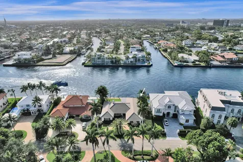 7 Saranac Road Sea Ranch Lakes FL 33308