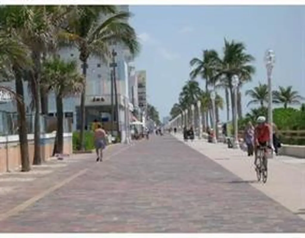 301 Van Buren Street Hollywood FL 33019