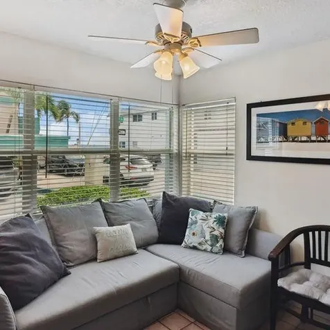 301 Van Buren Street Hollywood FL 33019