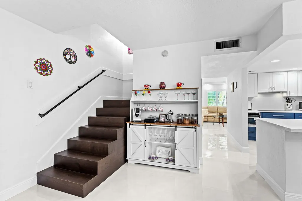 9050 NW 28th Street Coral Springs FL 33065