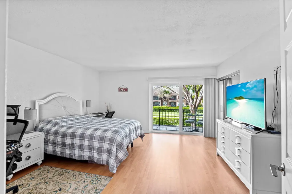 9050 NW 28th Street Coral Springs FL 33065