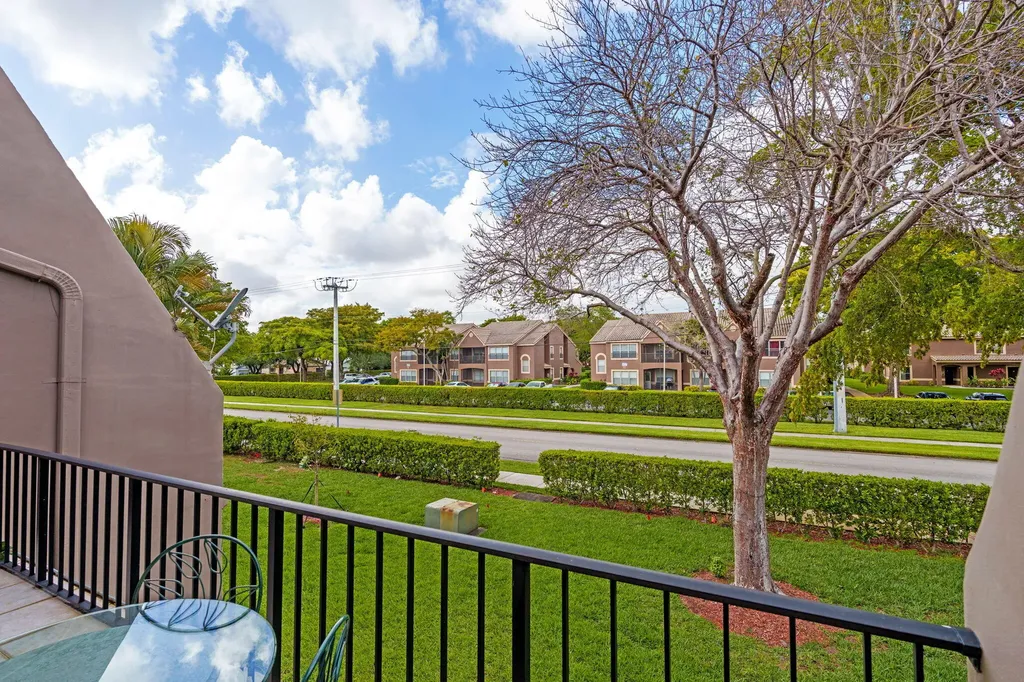 9050 NW 28th Street Coral Springs FL 33065