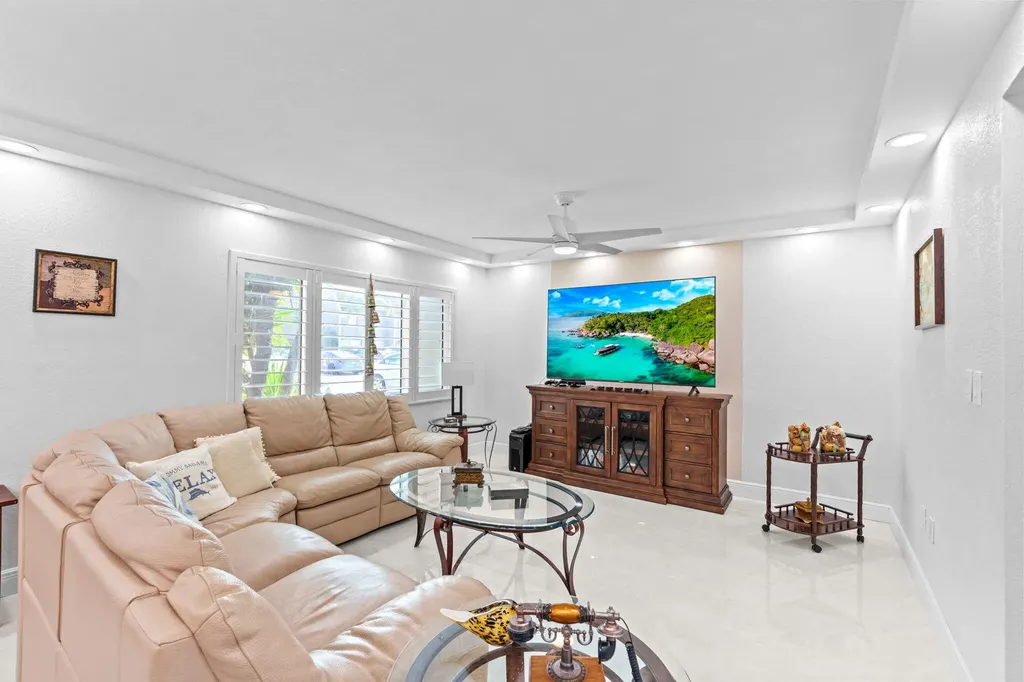 9050 NW 28th Street Coral Springs FL 33065