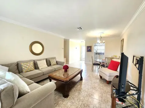 2825 E Crosley Drive Drive E West Palm Beach FL 33415