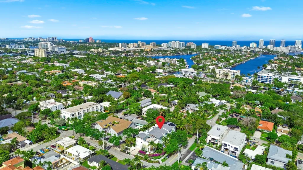 1705 NE 5th Street Fort Lauderdale FL 33301