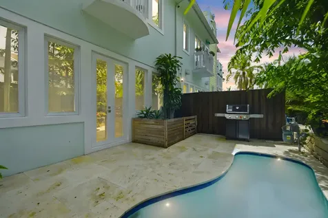 1705 NE 5th Street Fort Lauderdale FL 33301