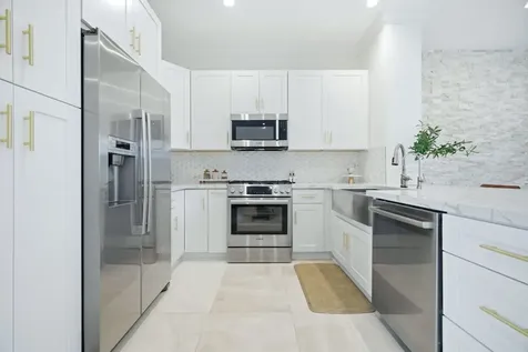 1705 NE 5th Street Fort Lauderdale FL 33301
