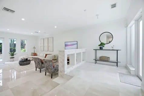 1705 NE 5th Street Fort Lauderdale FL 33301