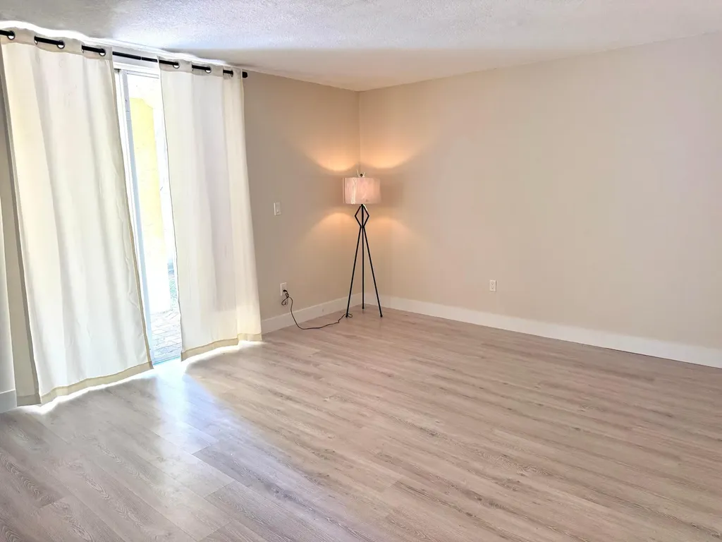 8401 W Sample Road Coral Springs FL 33065