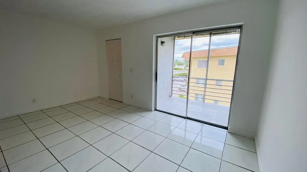 600 Village Green Court Palm Springs FL 33461