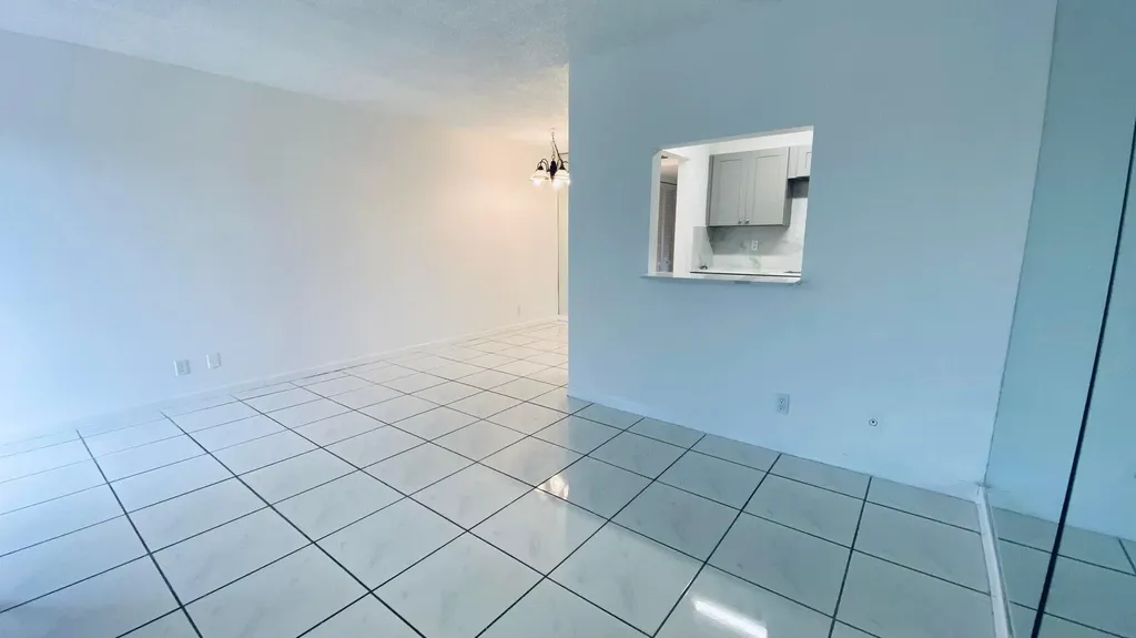 600 Village Green Court Palm Springs FL 33461