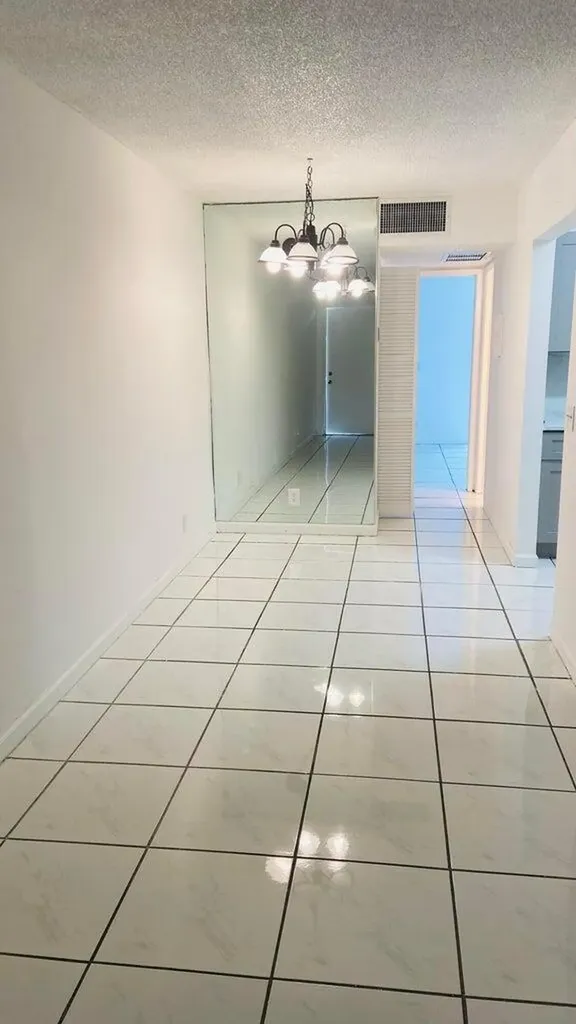 600 Village Green Court Palm Springs FL 33461