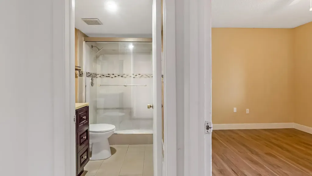 5935 Del Lago Circle Sunrise FL 33313