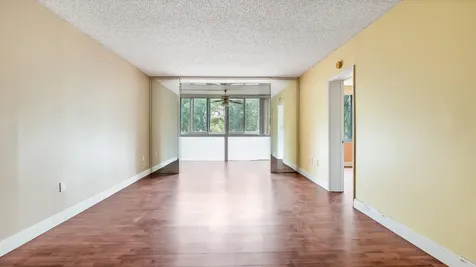 5935 Del Lago Circle Sunrise FL 33313