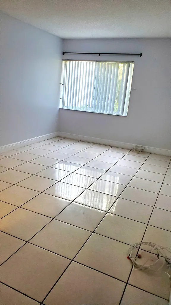 721 N Pine Island Road Plantation FL 33324