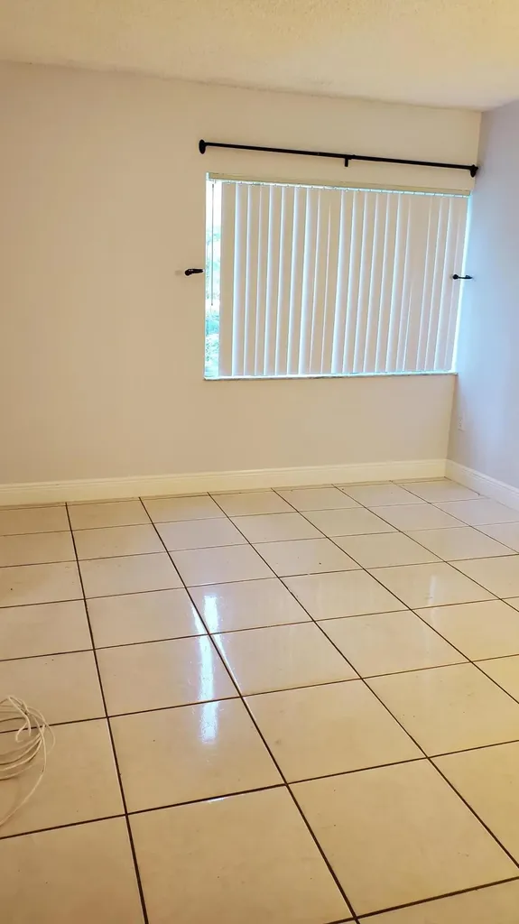 721 N Pine Island Road Plantation FL 33324