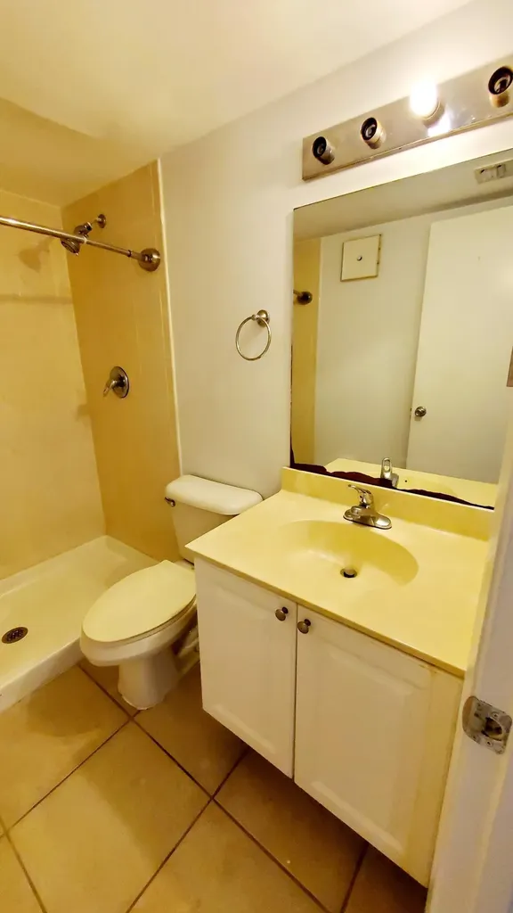721 N Pine Island Road Plantation FL 33324