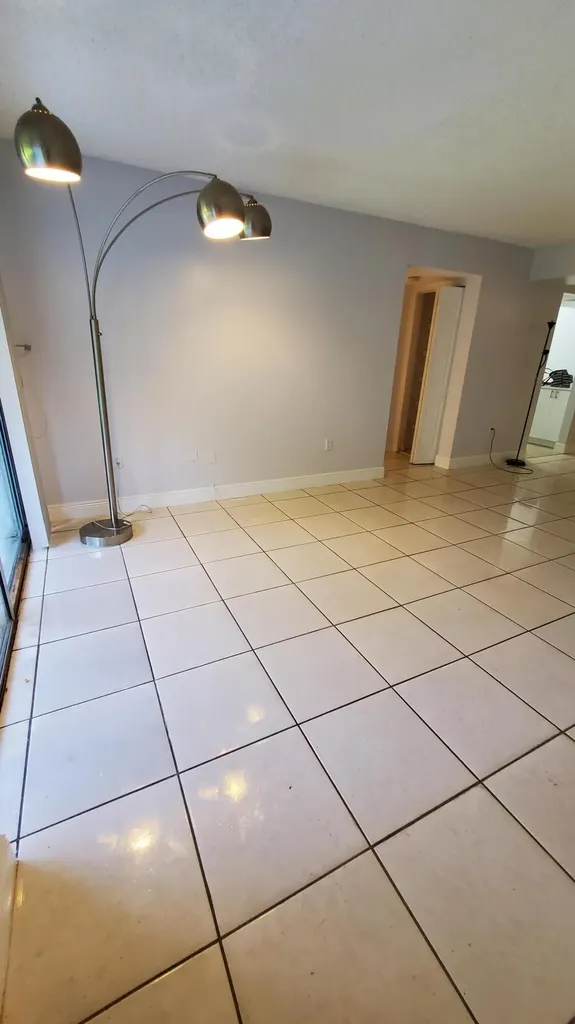 721 N Pine Island Road Plantation FL 33324