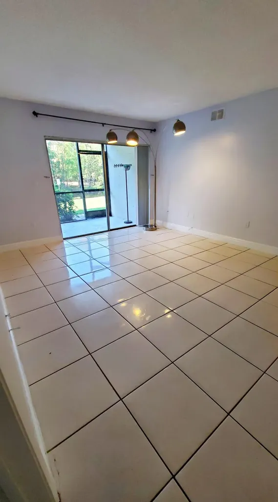 721 N Pine Island Road Plantation FL 33324