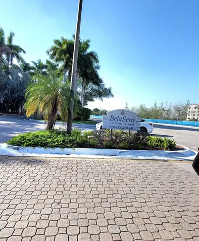 721 N Pine Island Road Plantation FL 33324