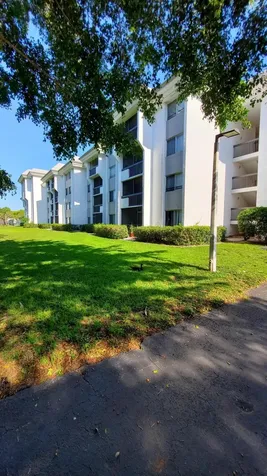721 N Pine Island Road Plantation FL 33324