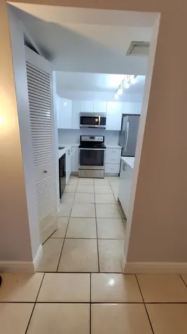 721 N Pine Island Road Plantation FL 33324